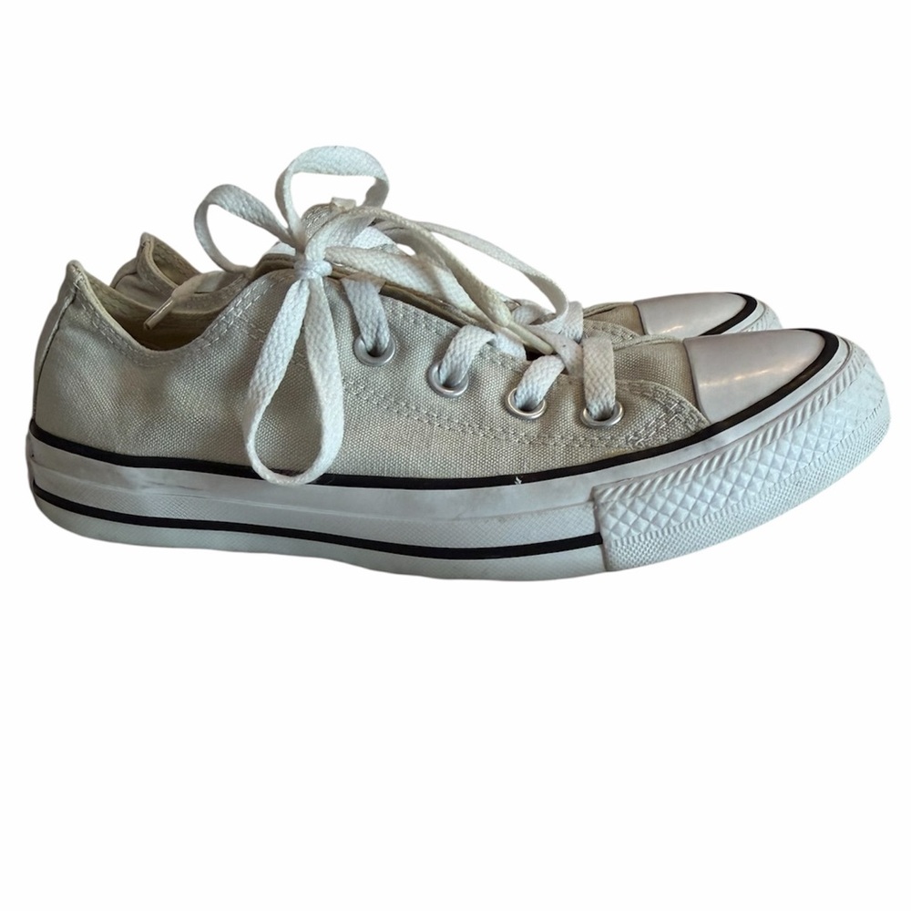 Converse All Star Low Top Sneakers - Gray. Size Women's 6